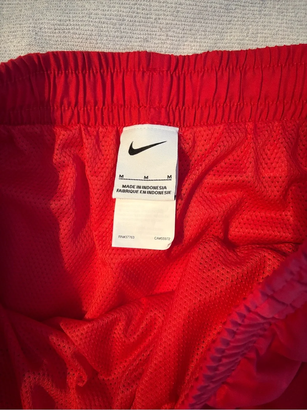 Nike bold red