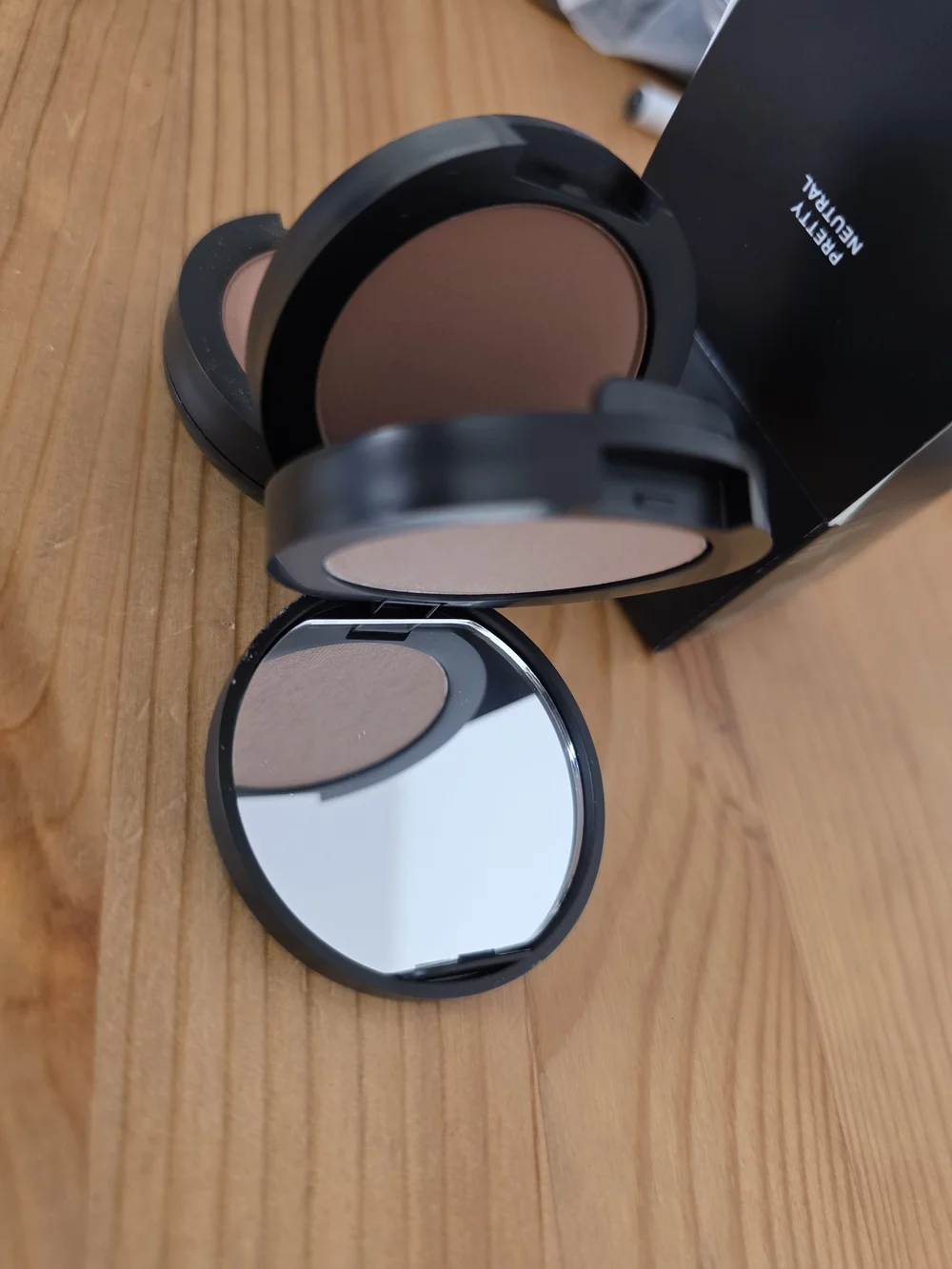 Younique neutral taupe
