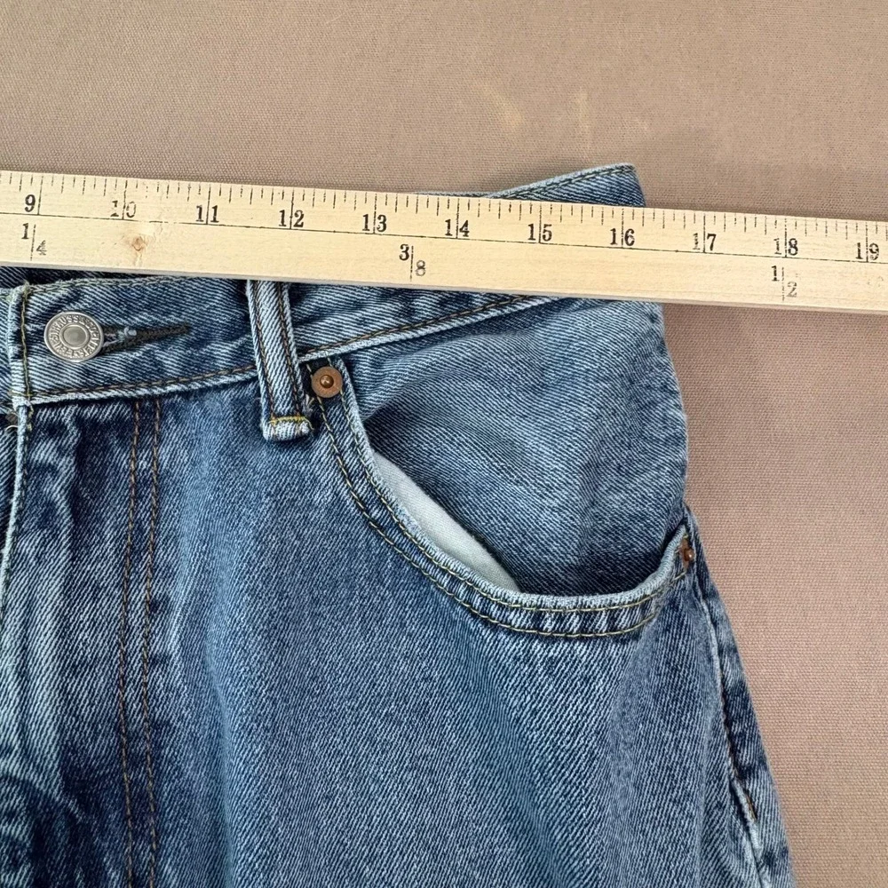 Levis shipping policies