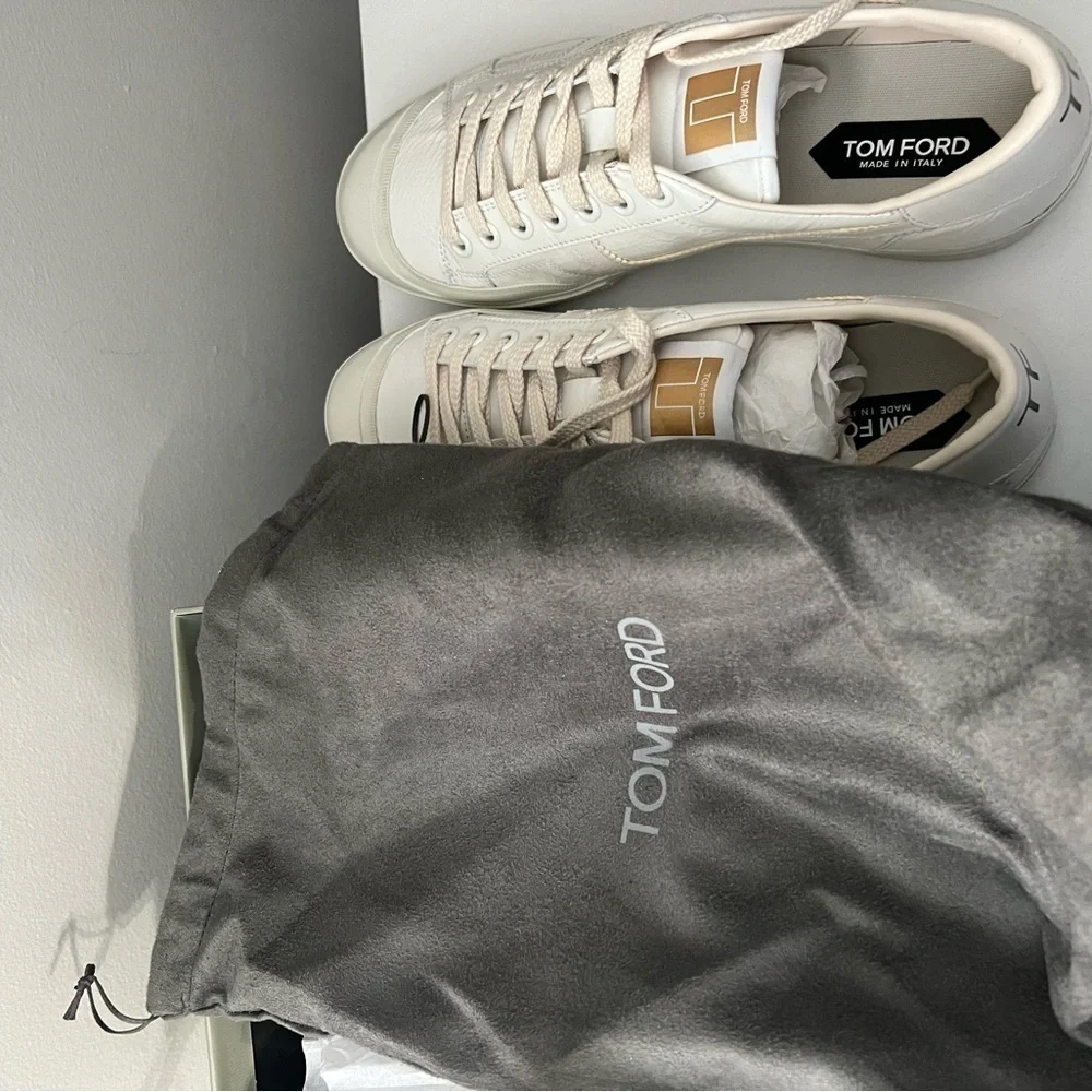 Tom Ford italy upper