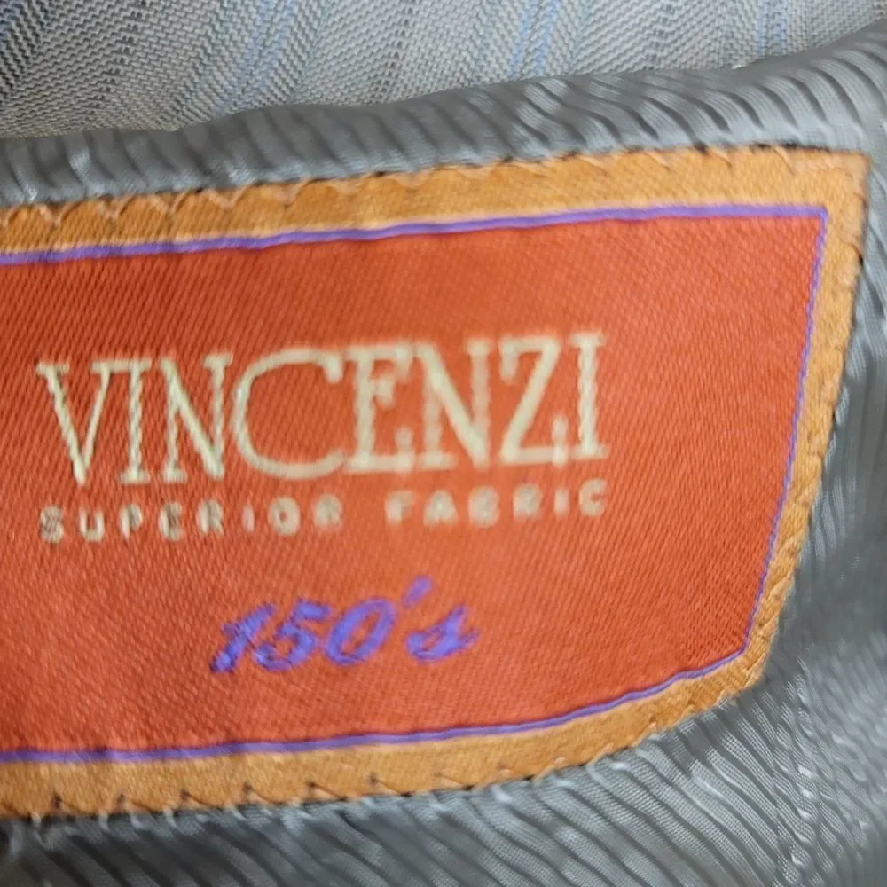 Vincenzi button oversized