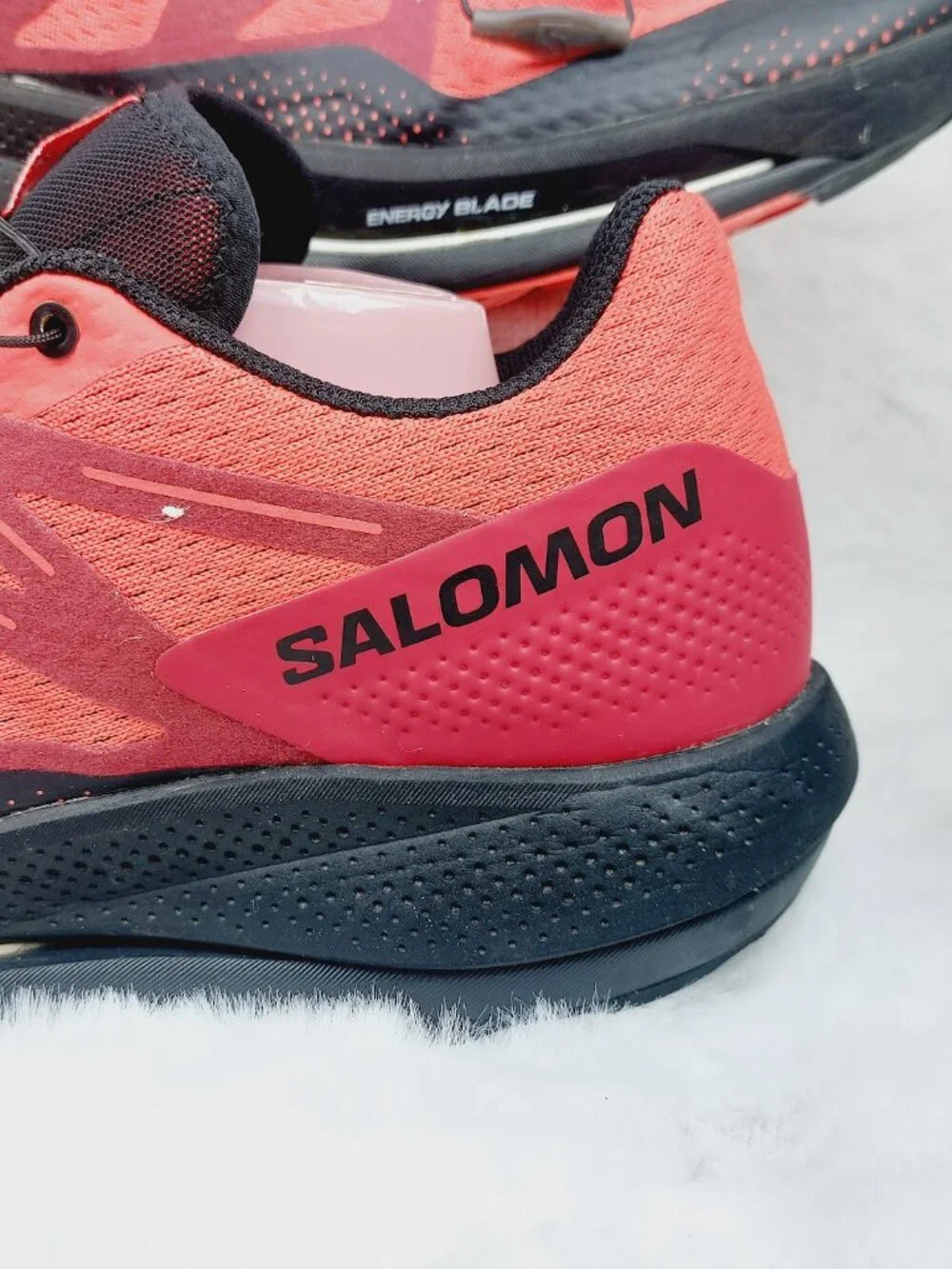 Salomon men vibrant
