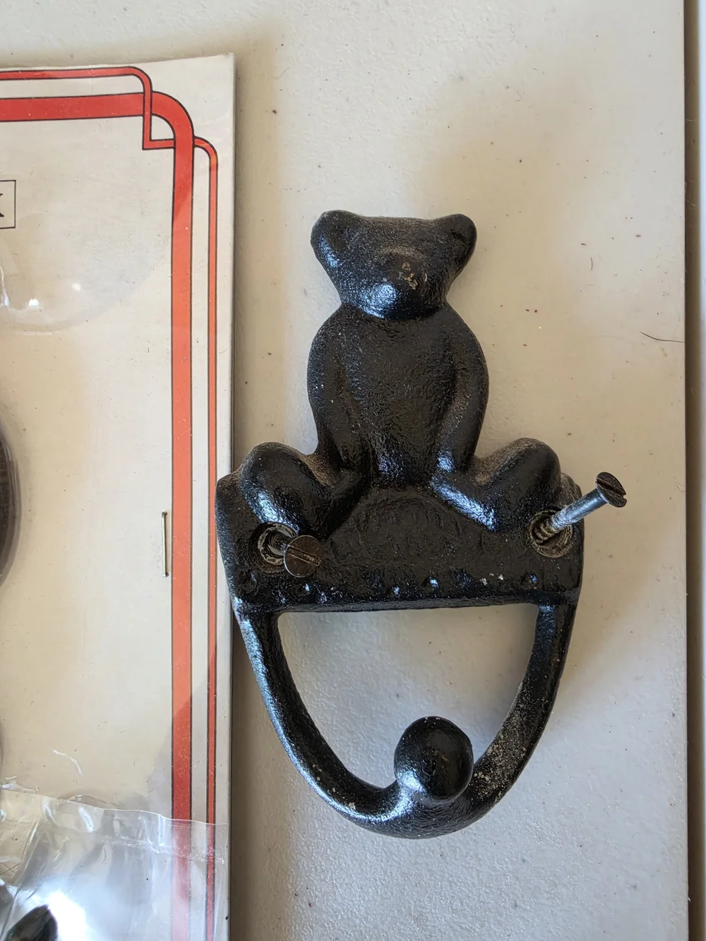 N/A decorative cast