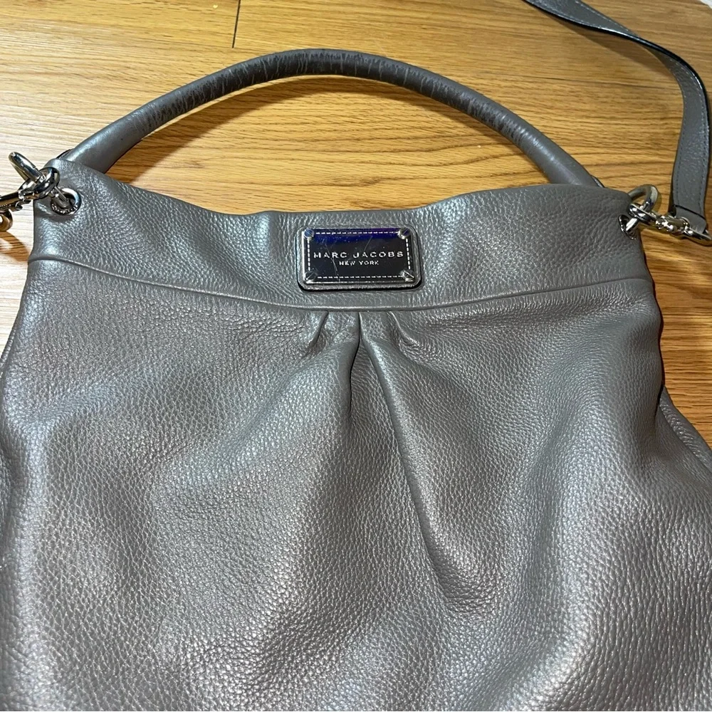 Marc Jacobs roomy marc