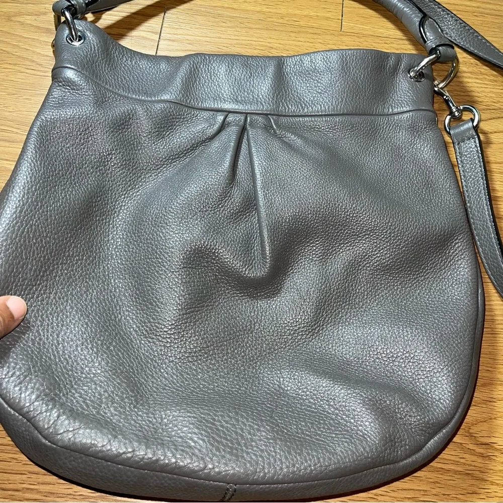 Marc Jacobs roomy marc