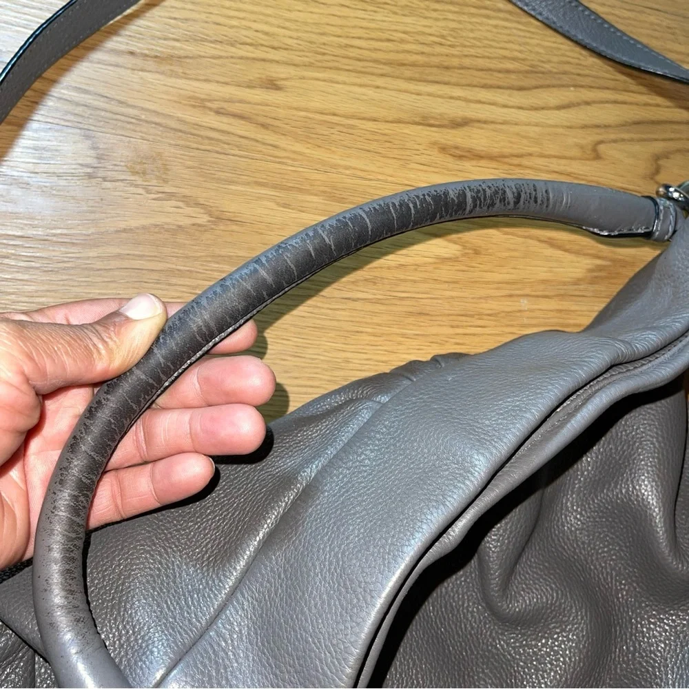 Marc Jacobs roomy marc