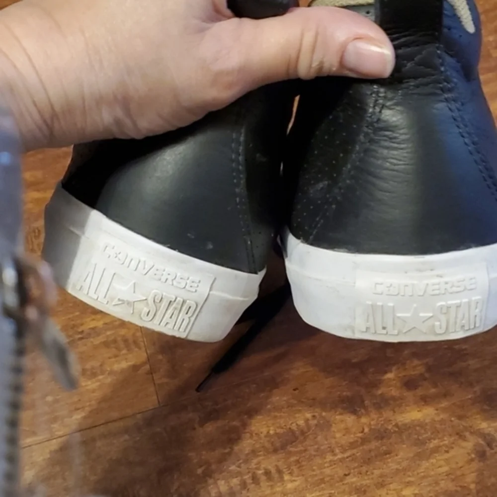 Converse leather high