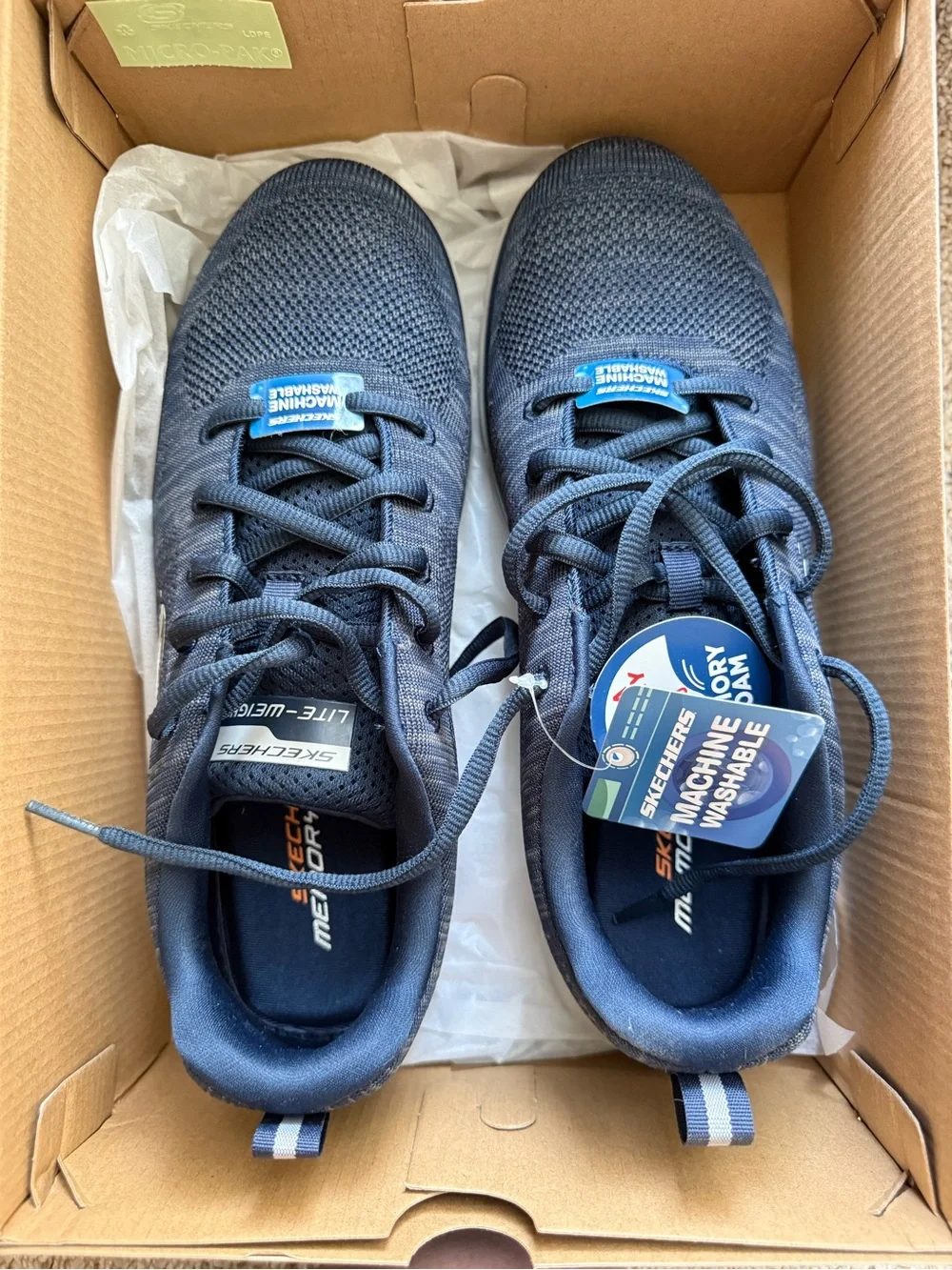 Skechers lightweight knit