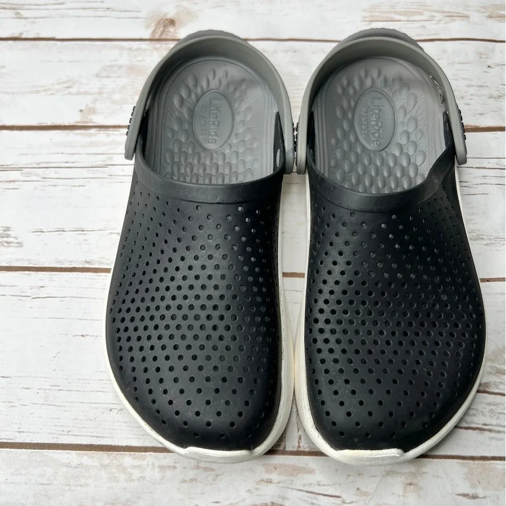 CROCS preowned smoke