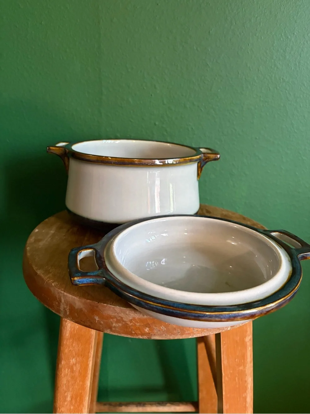 Tema Stoneware vintage covered