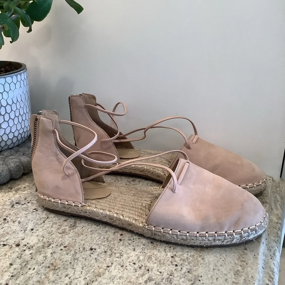 Eileen Fisher step out