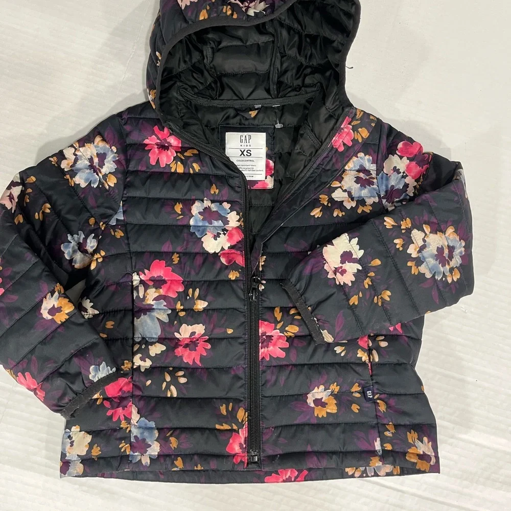 GAP preowned good
