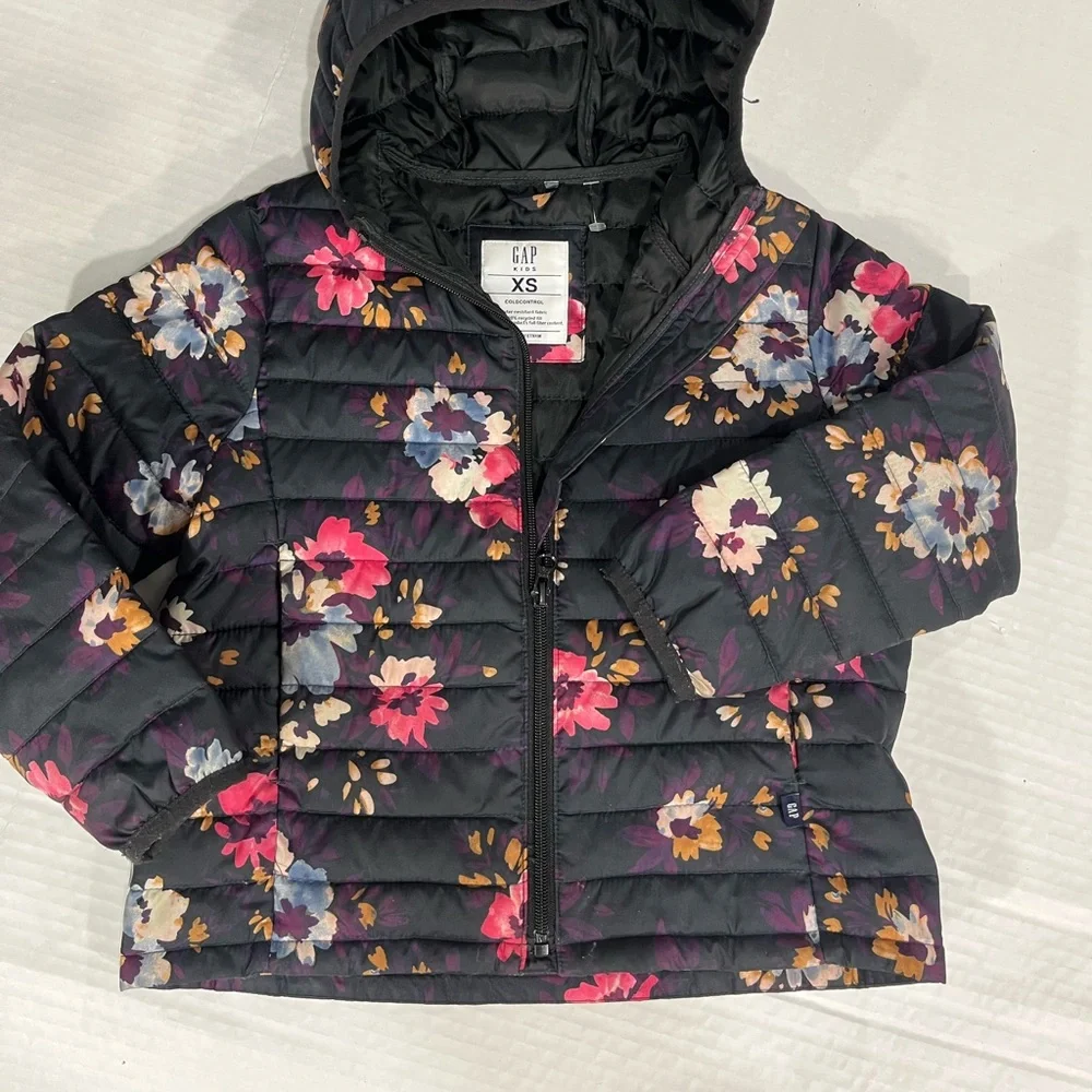 GAP preowned good