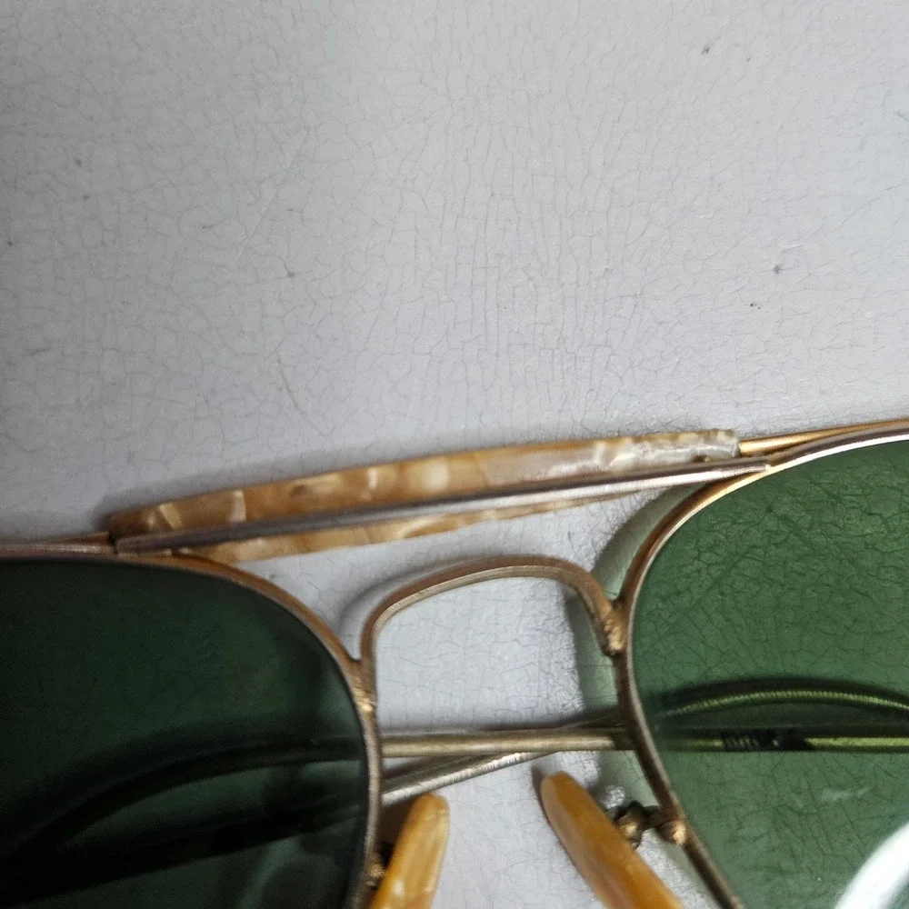 Unbranded vintage aviator