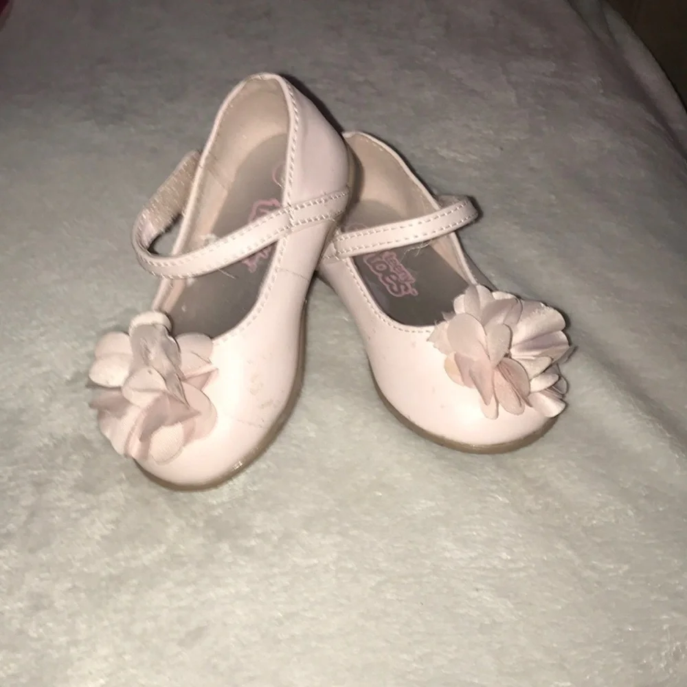 Teeny toes girls shoes