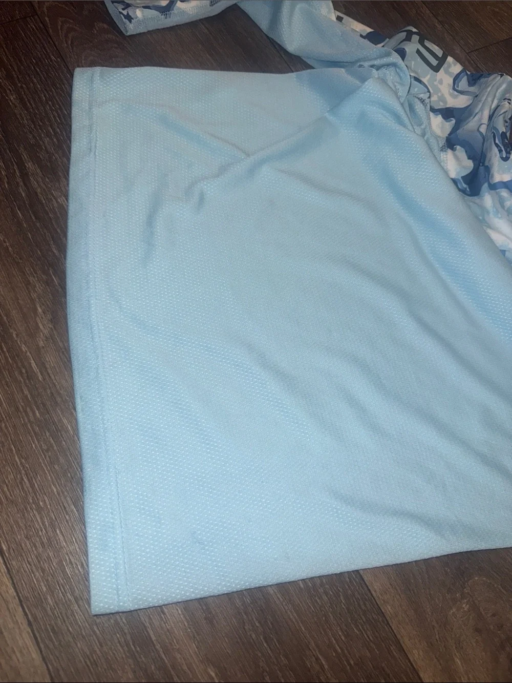 Huk light blue