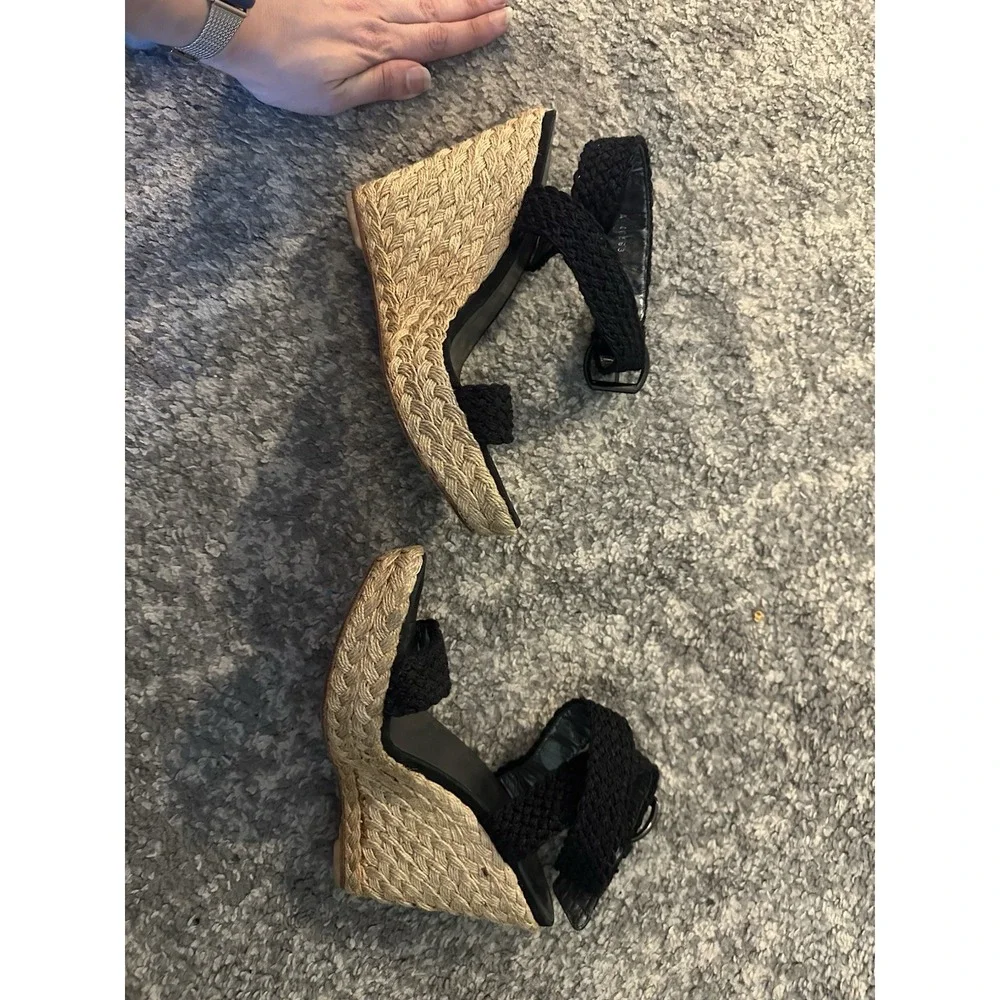 Stuart Weitzman step into