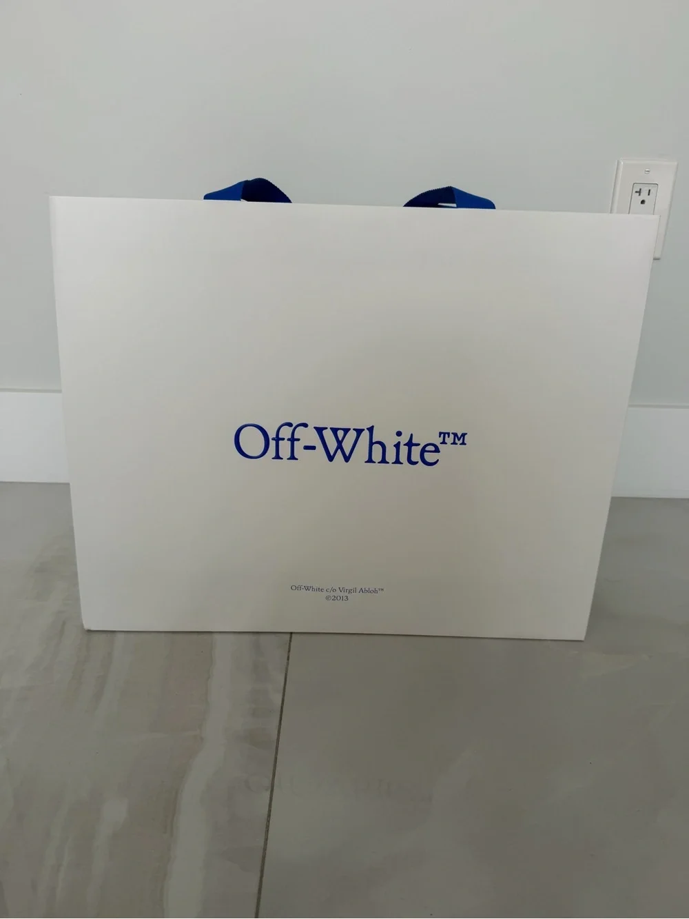 Off-White off white