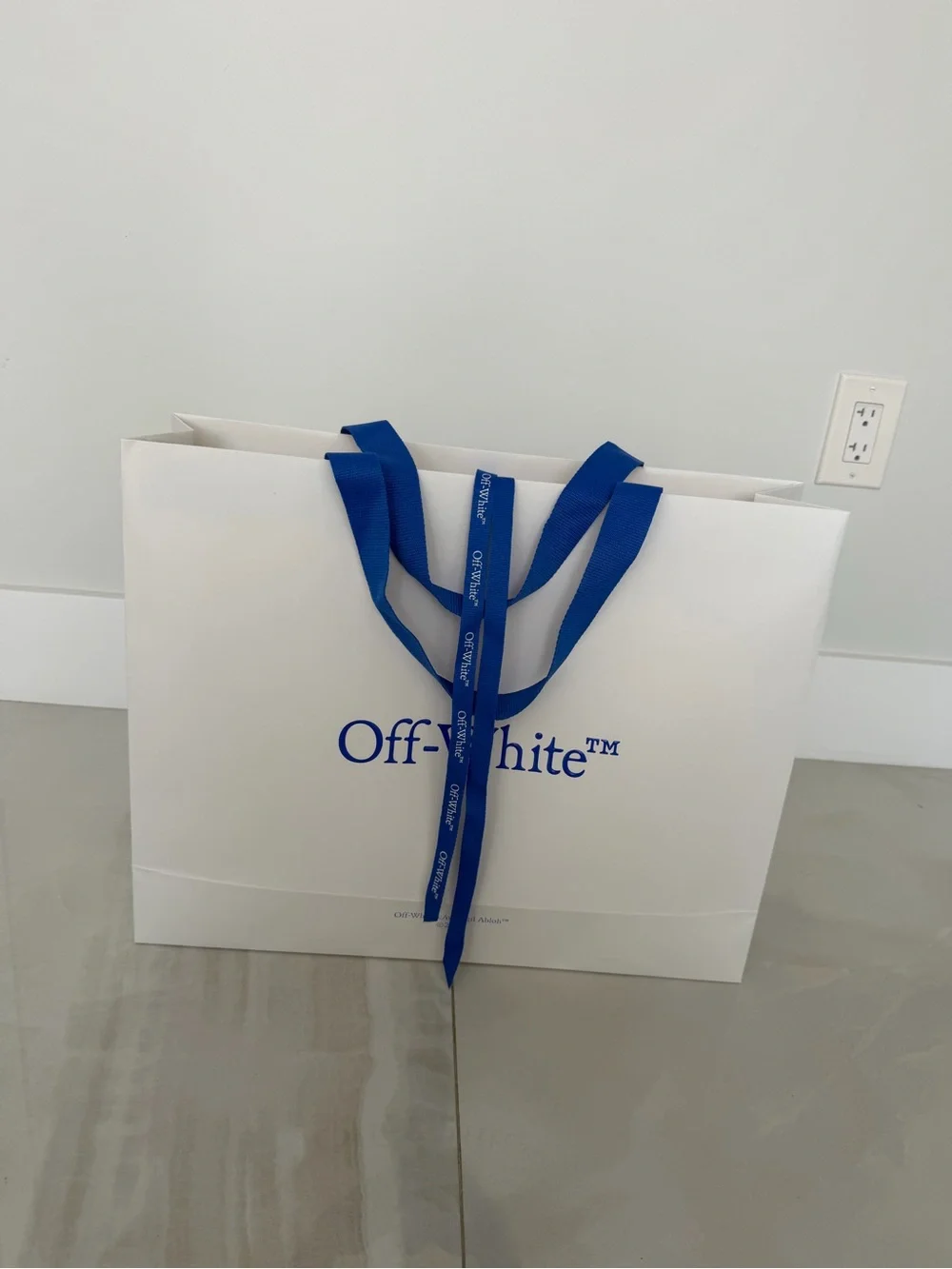 Off-White off white