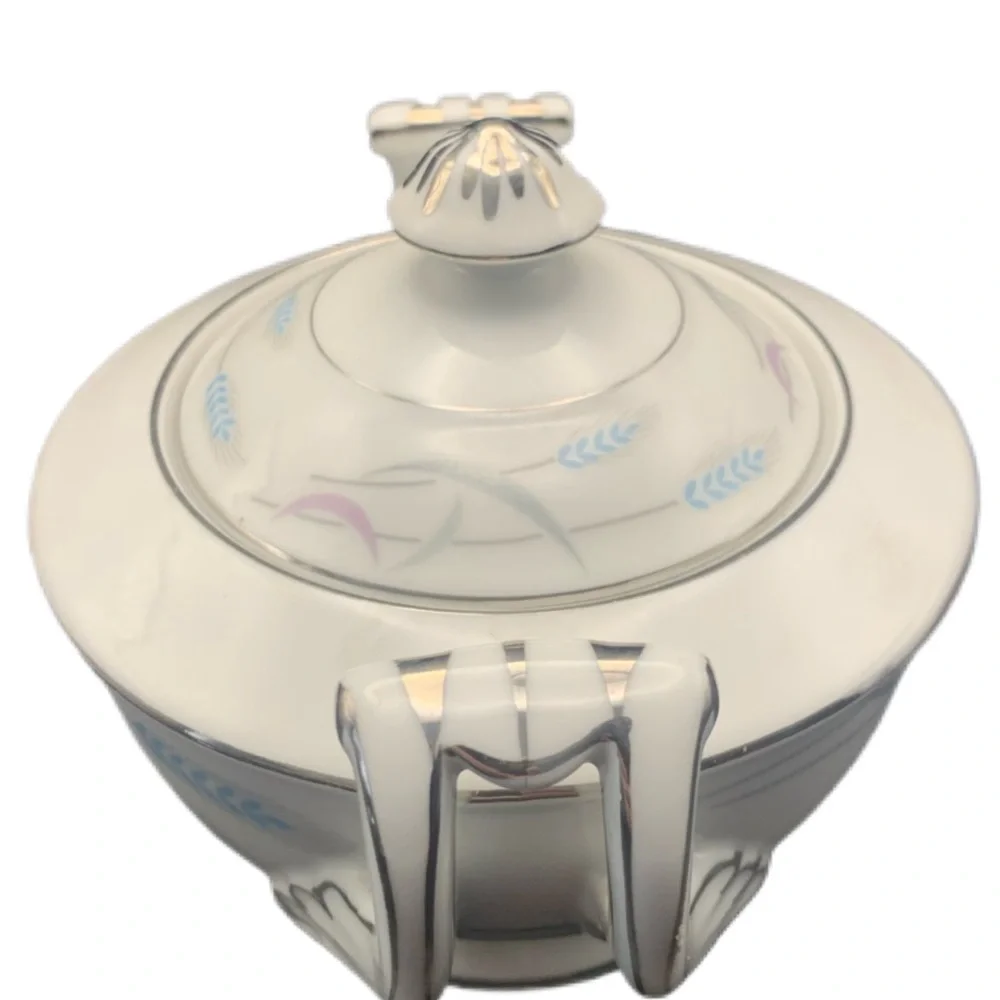 Valmont China this vintage