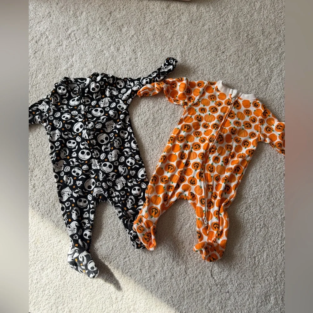Old Navy Halloween footed onesies size 0-3 month for girl or boy pumpkin and NBC