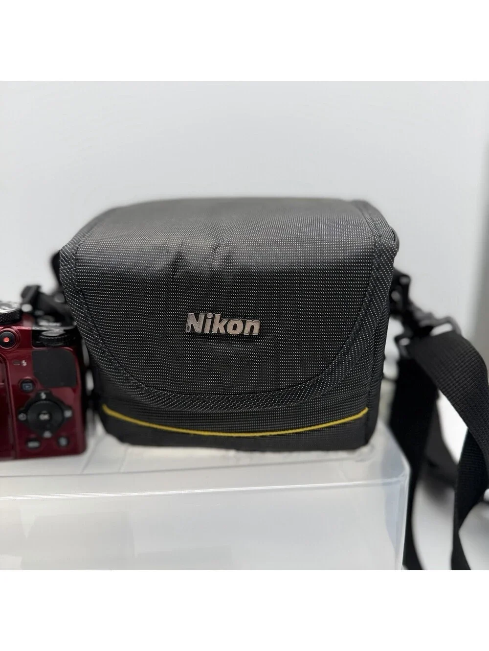 Nikon comes batteries