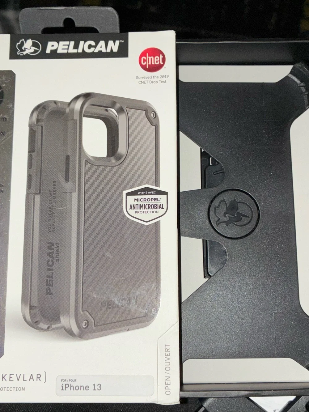 Pelican handling reliable textured