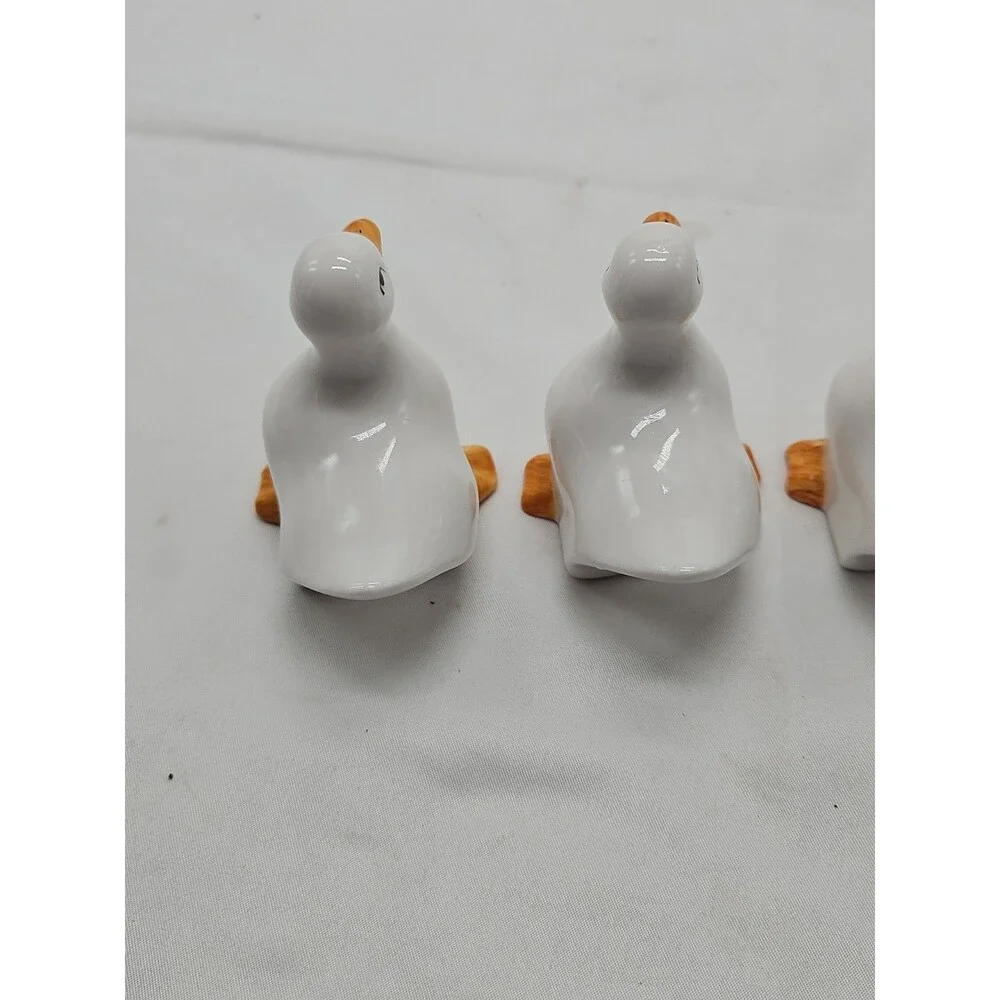 Swan pre details pictures