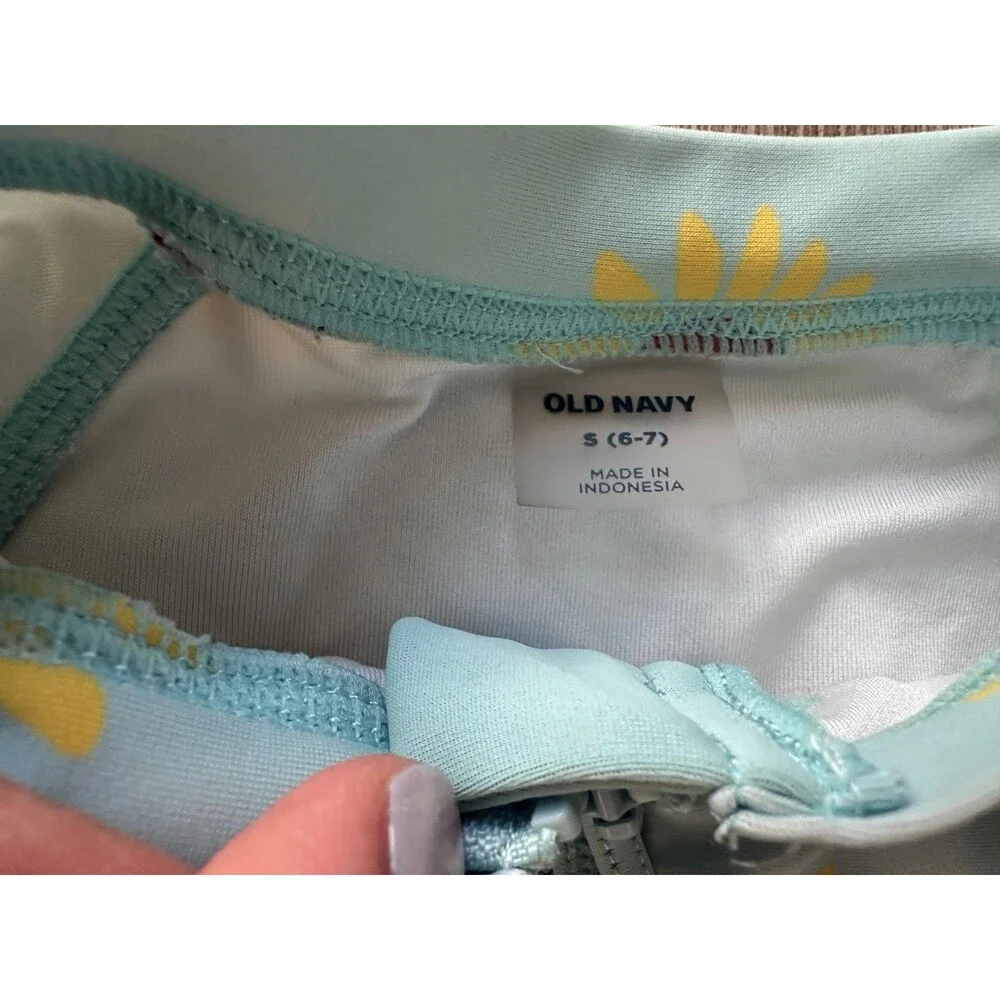 Old Navy well small