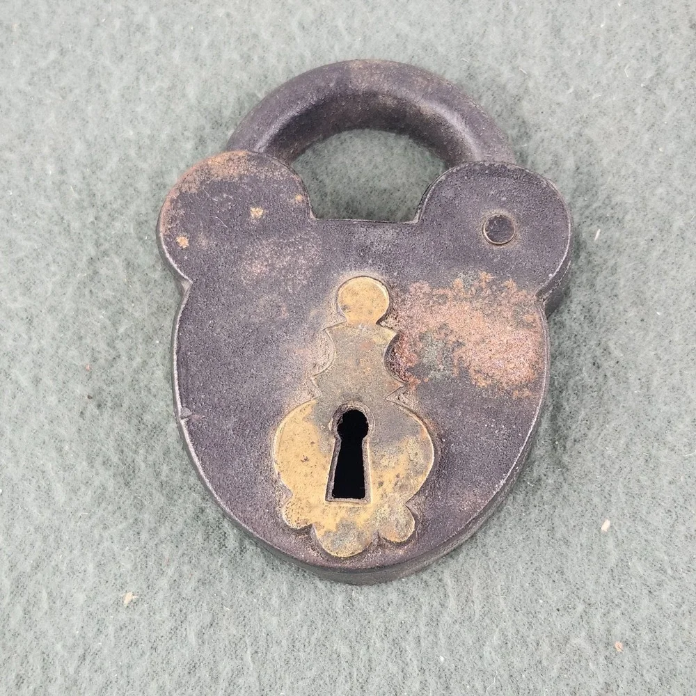 Vintage Original WILTON Cast Iron Faux‎ Padlock Trinket Box Worn
