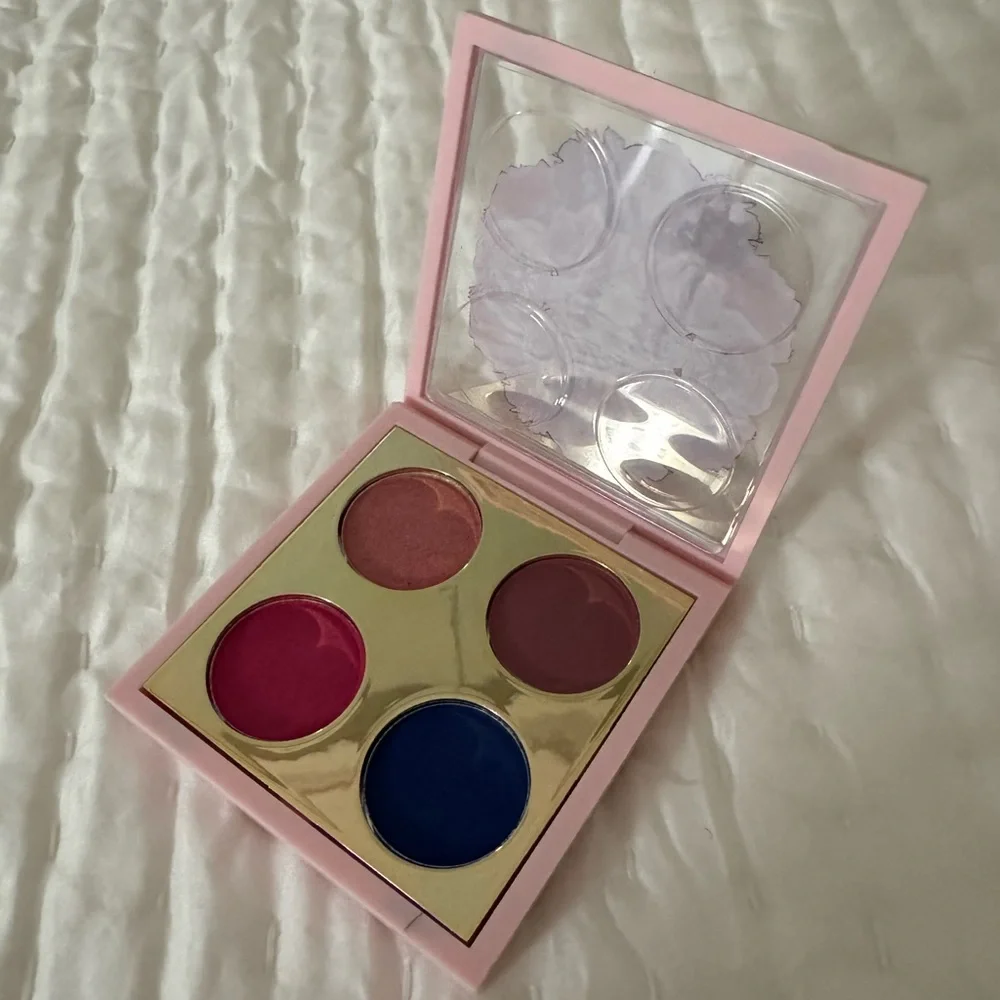 MAC Cosmetics 🩷brand new