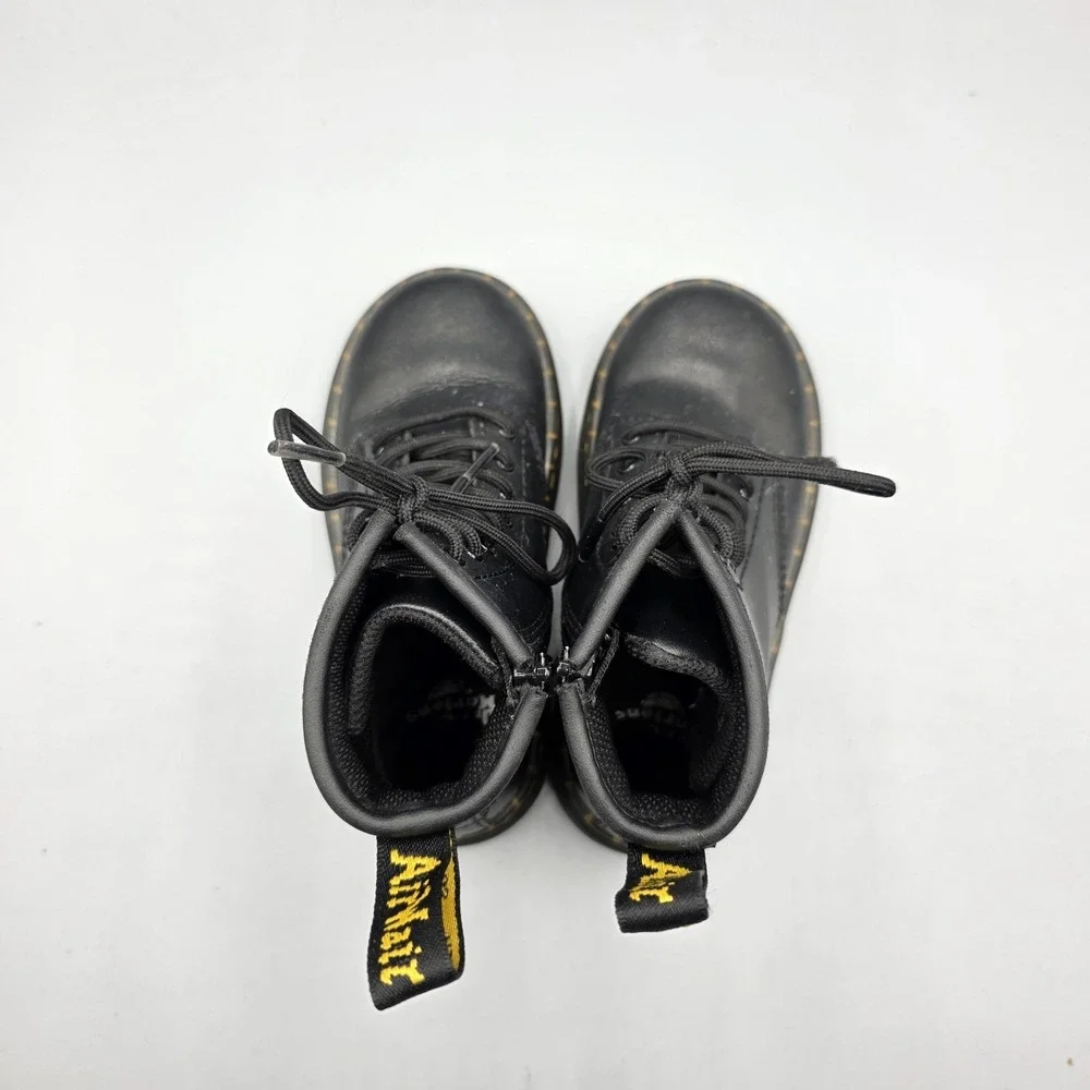 Dr. Martens colors may