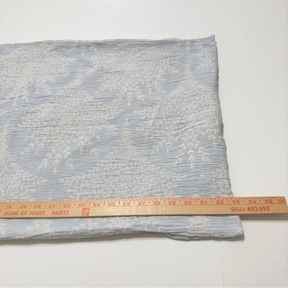 Tahari gauze large