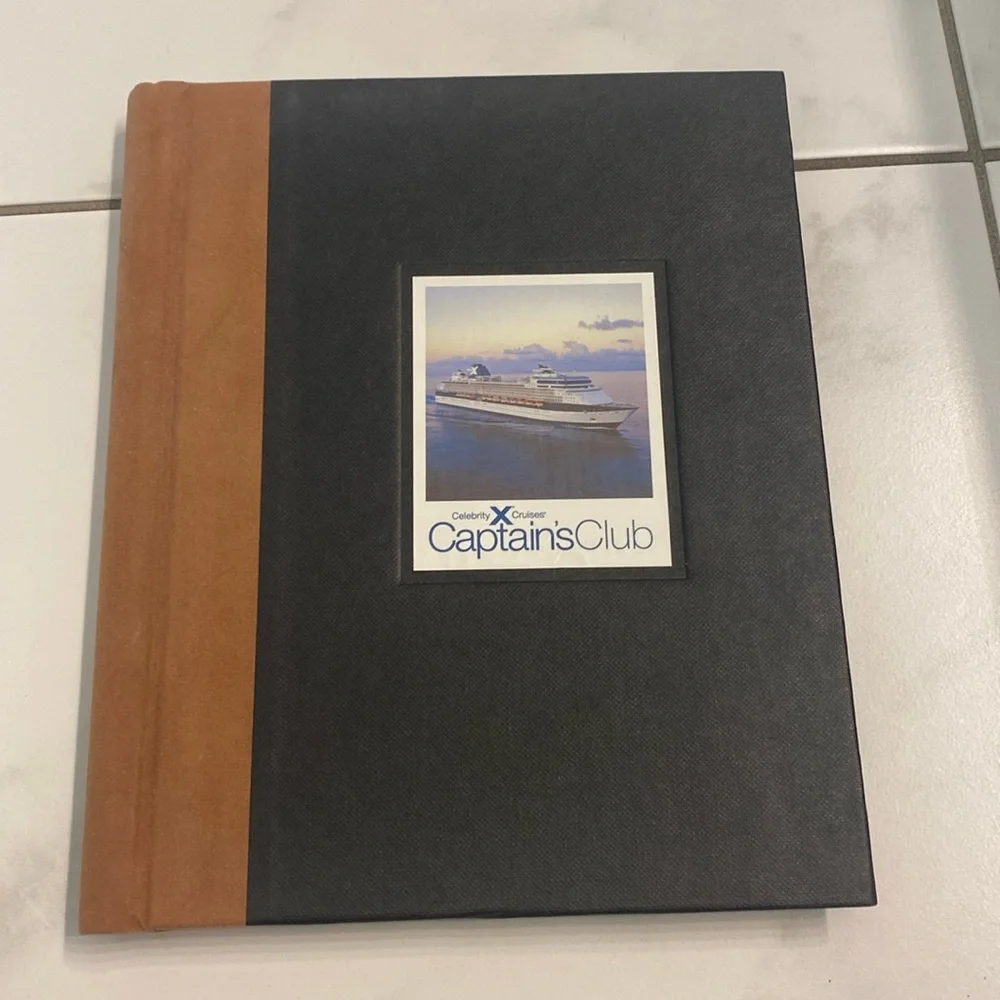 NWOT Celebrity cruises Voyages travel journal Evelyn Loeb Captains Club🚢