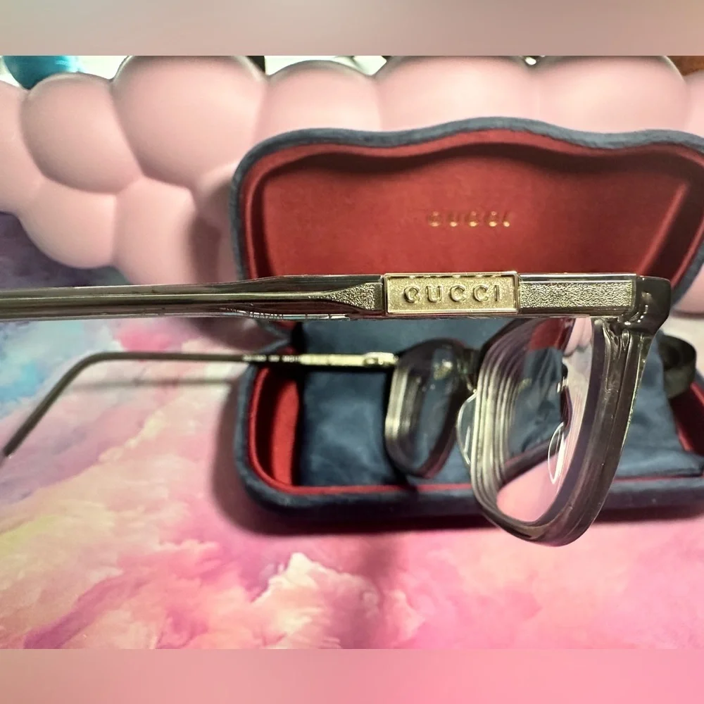 Gucci these authentic