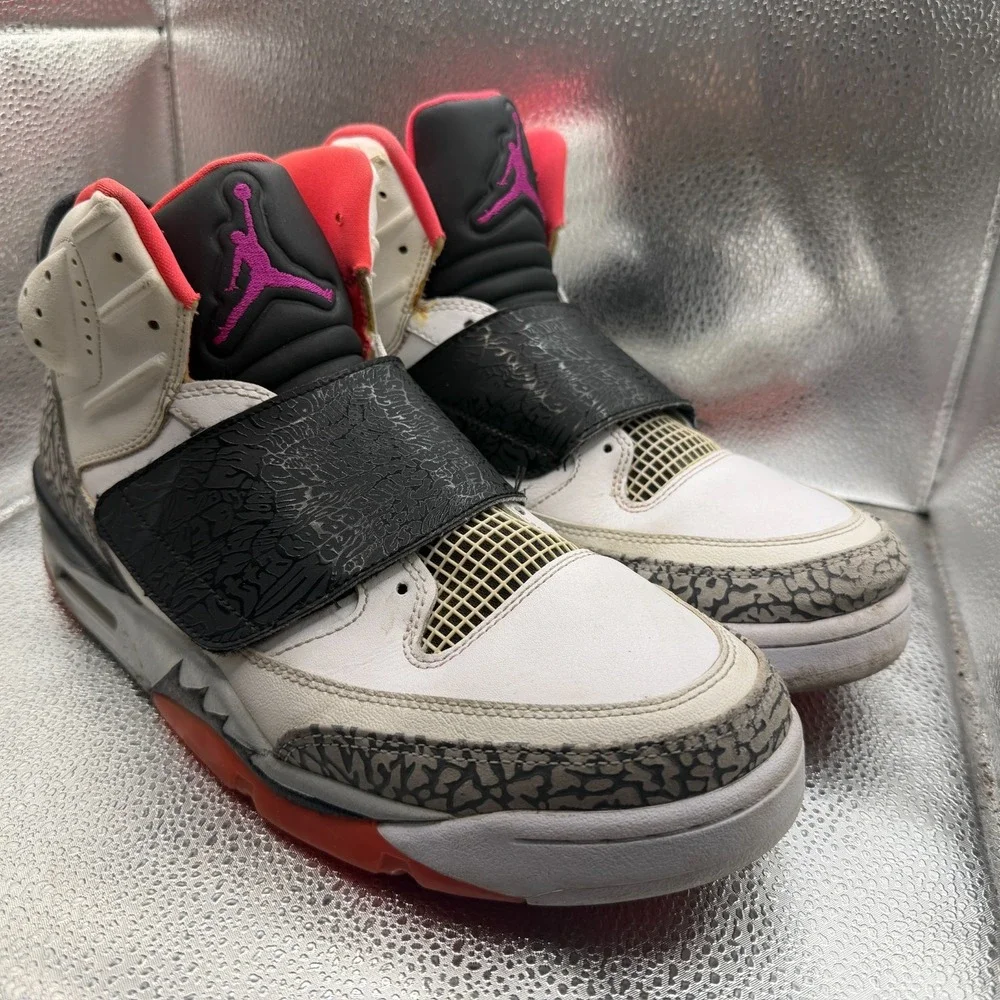 Jordan product pair