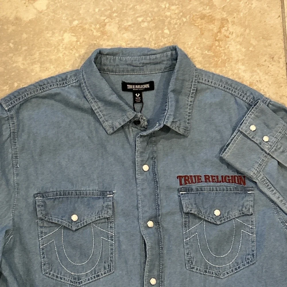 True Religion HS Chambray Long Sleeve Shirt Men M Blue Light Blissful Pearl Snap
