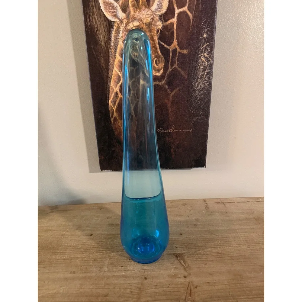 Empoli vibrant turquoise