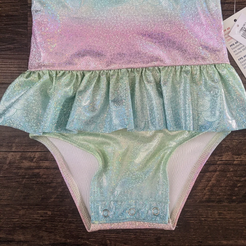 NWT Old Navy Swimsuit