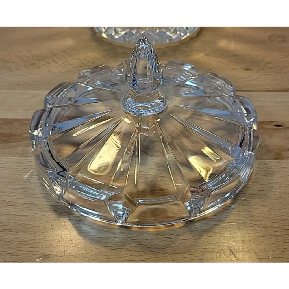 Unknown vintage ice