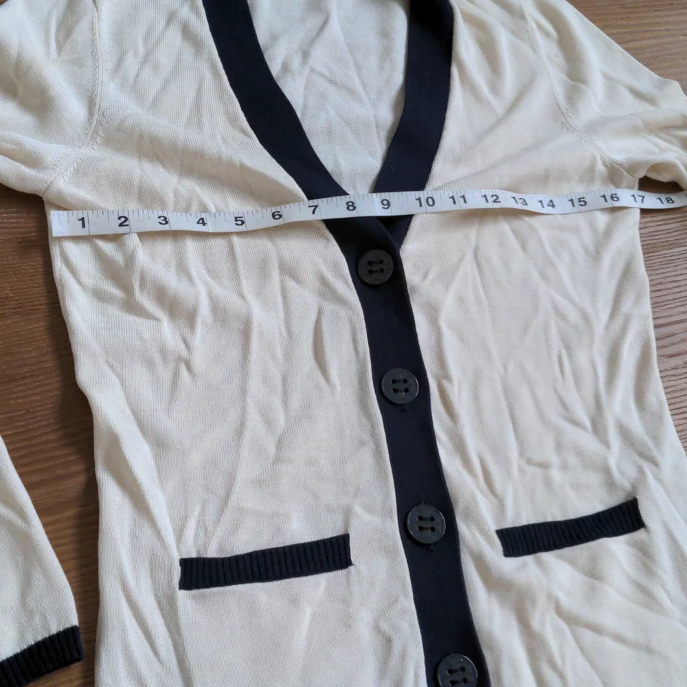 ⭐ Tory Burch Cardigan Sz S