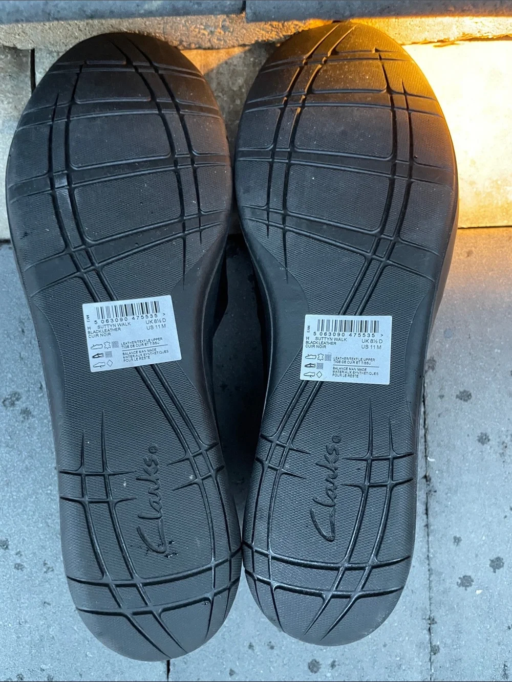 Clarks suttyn leather