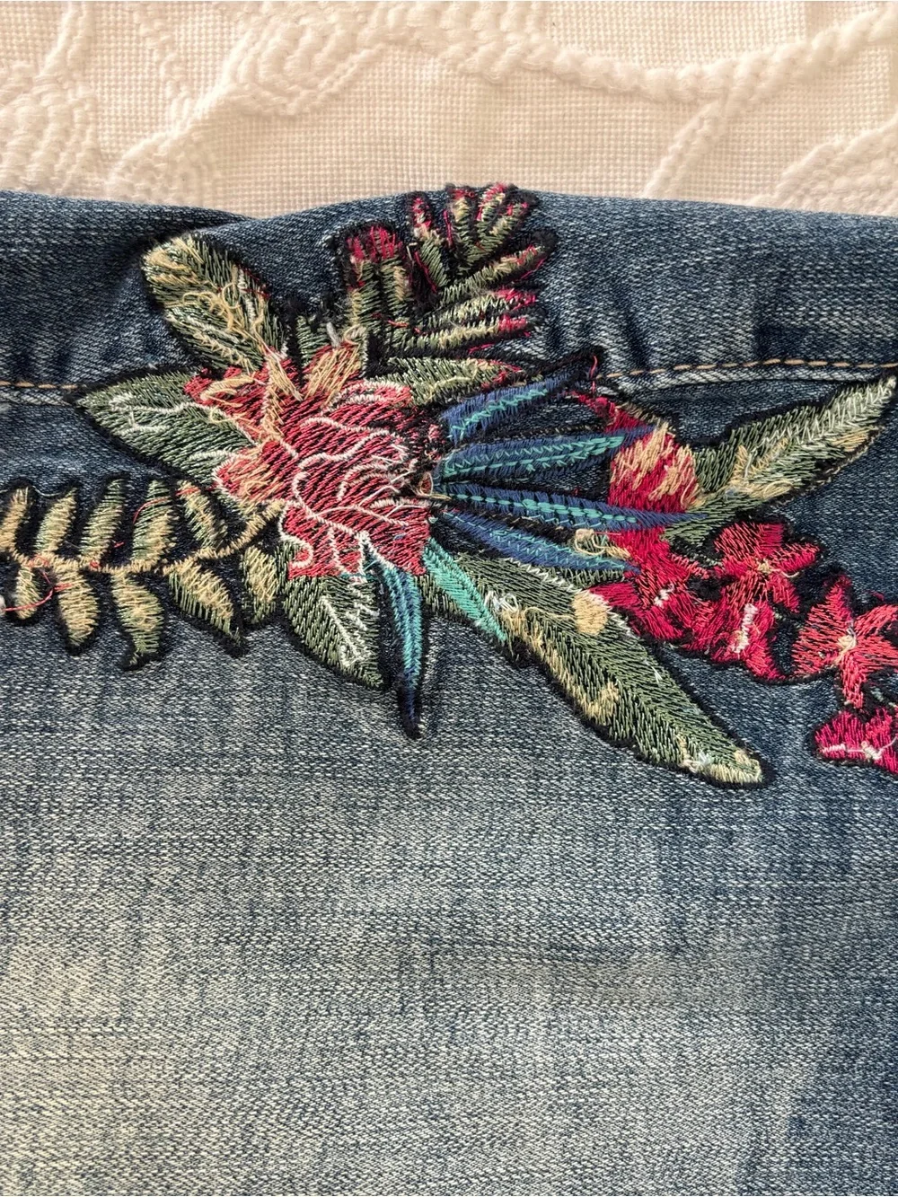 NWT Terra & Sky Boho Denim Frayed Hem Shorts with Floral Embroidery - Plus Size!