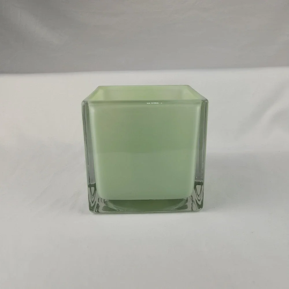 N/A modern square