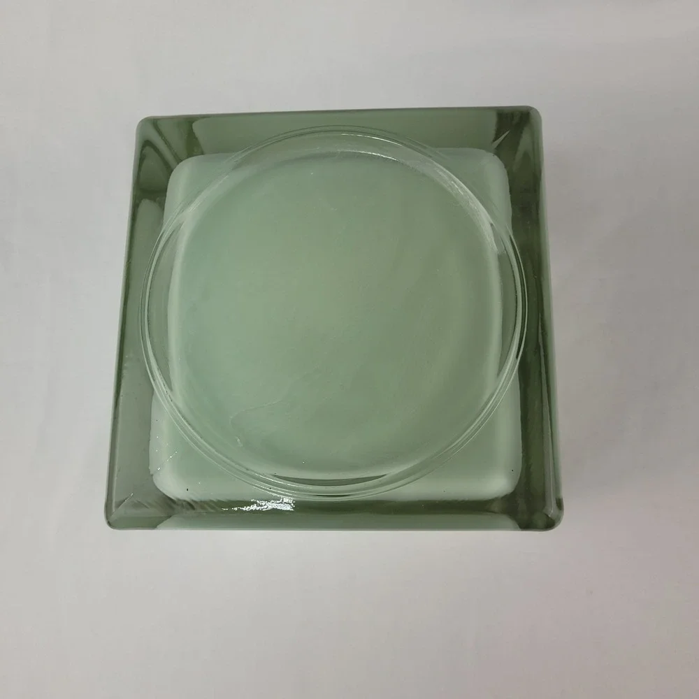 N/A modern square