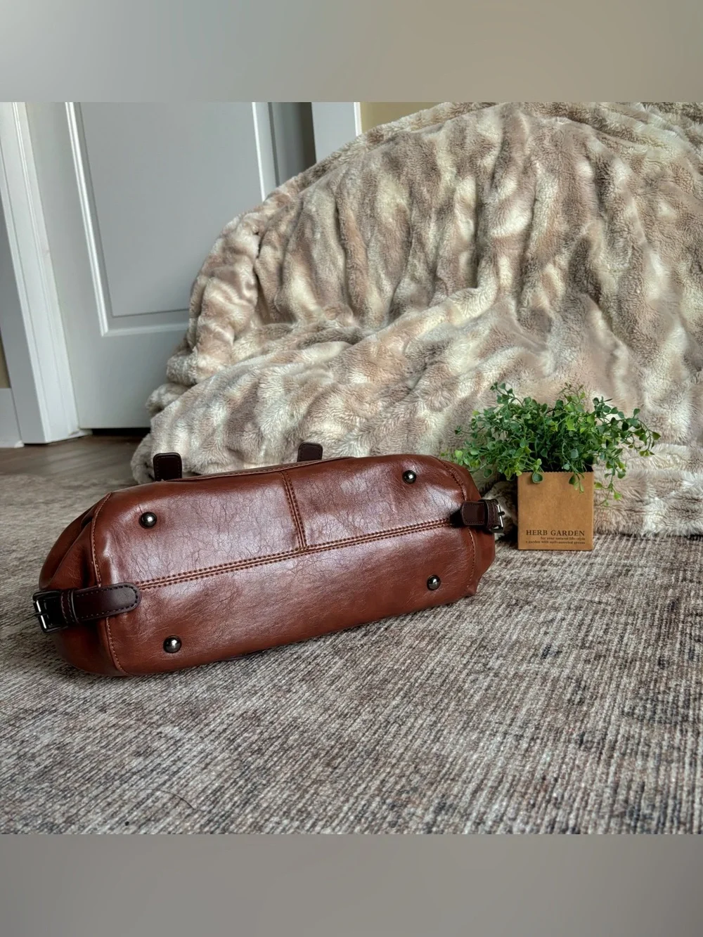 Other stylish brown