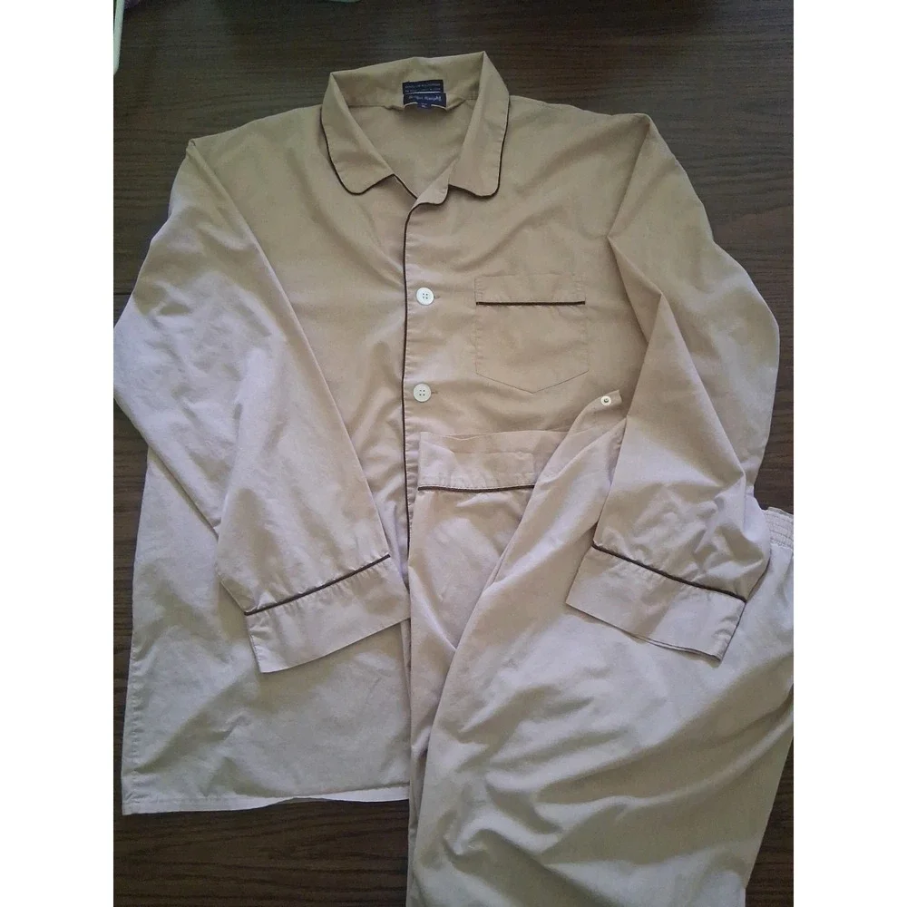 VTG Royal Knight XL Men's Pajamas Pant Set Long Sleeve Tan w Brown Piping 1 spot
