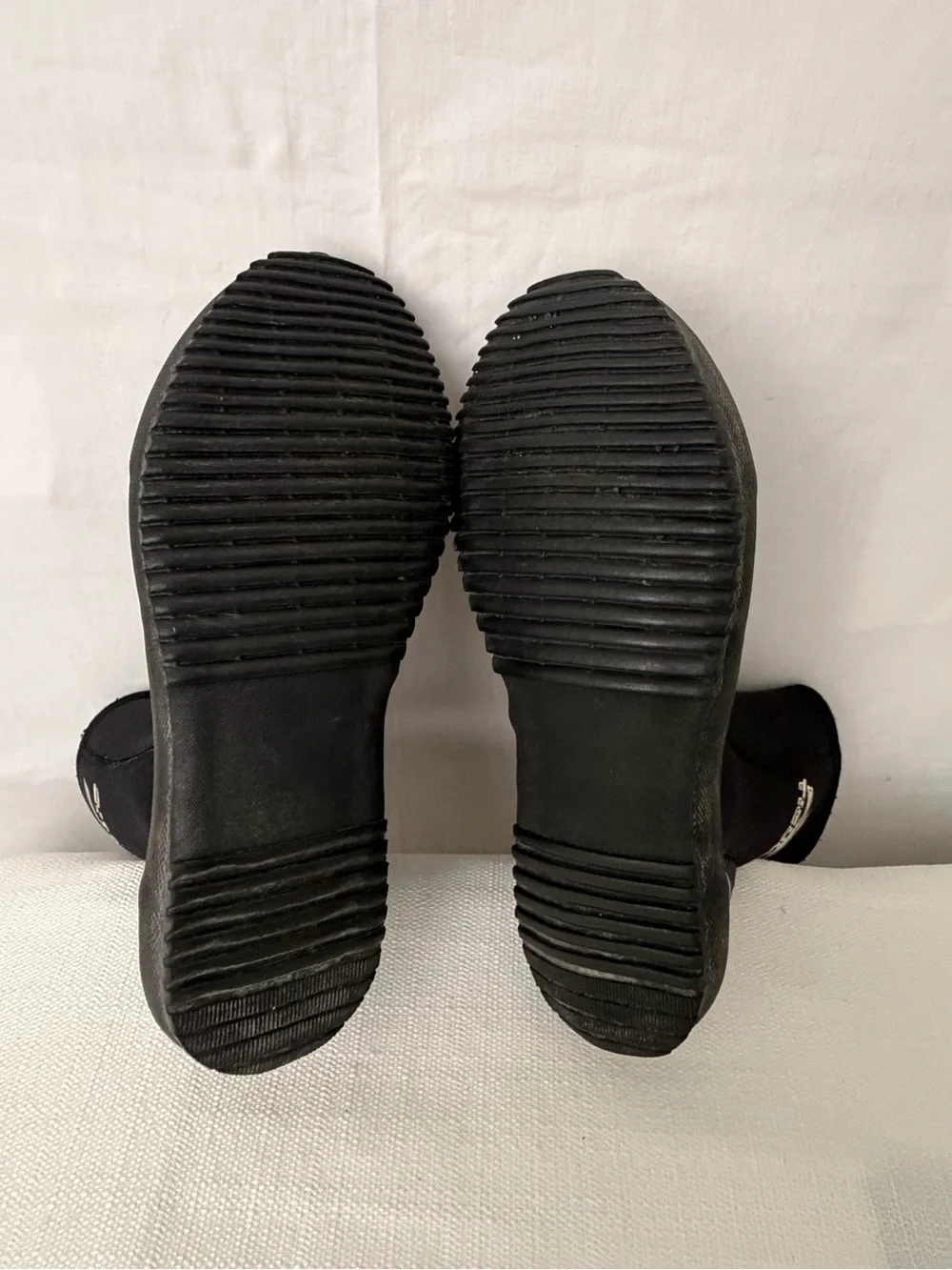 Tigullio black neoprene
