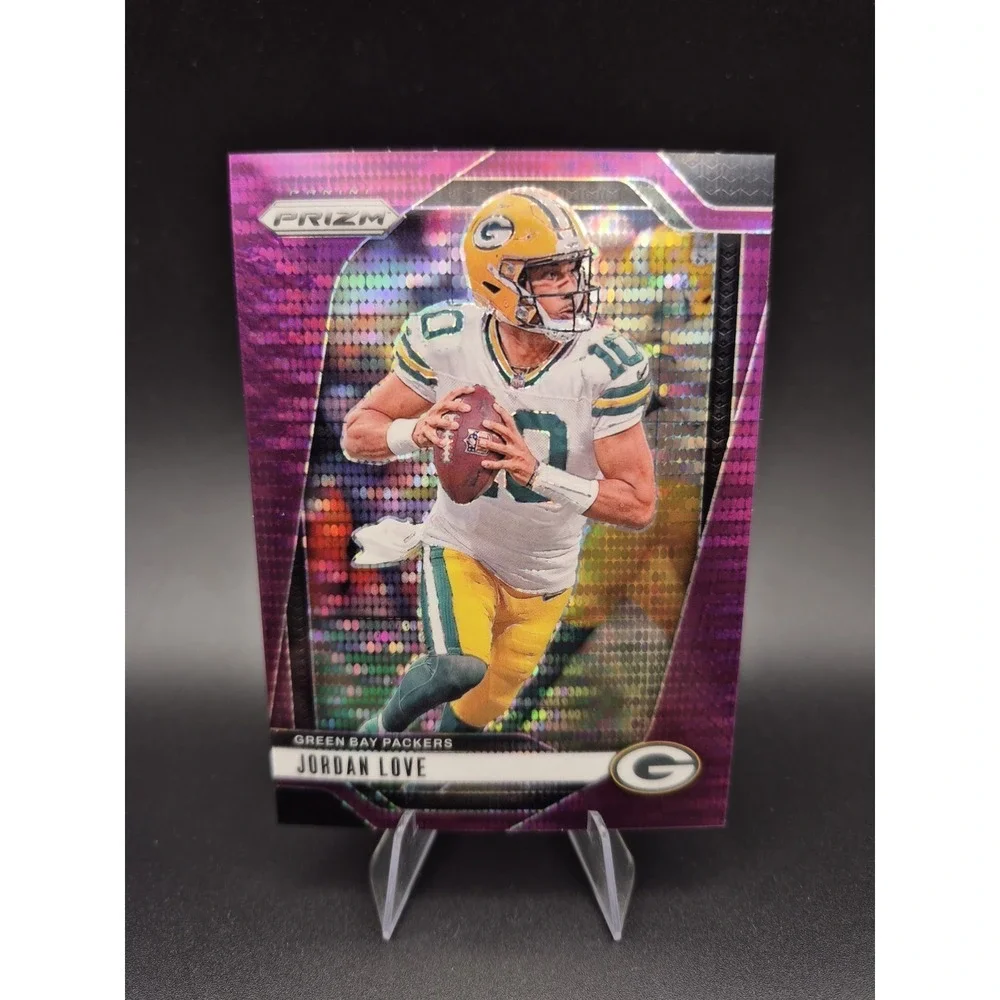 2024 Panini‎ Prizm Jordan Love #101 Purple Pulsar Prizm Green Bay Packers