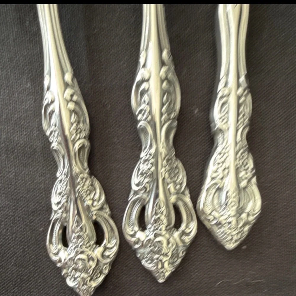 Michelangelo oneida stainless